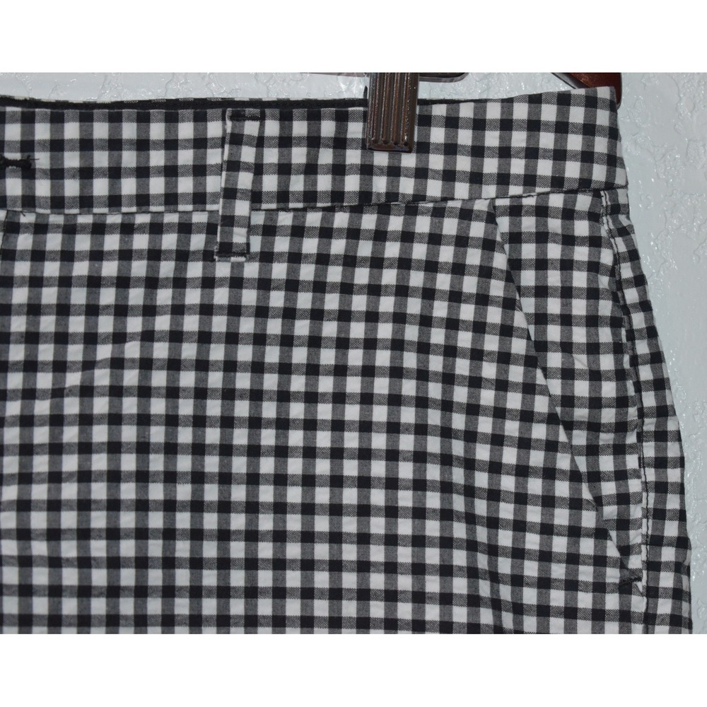 Old Navy Everyday Short Womens 12 Black White Gingham Check Mid Rise Stretch - Picture 14 of 16